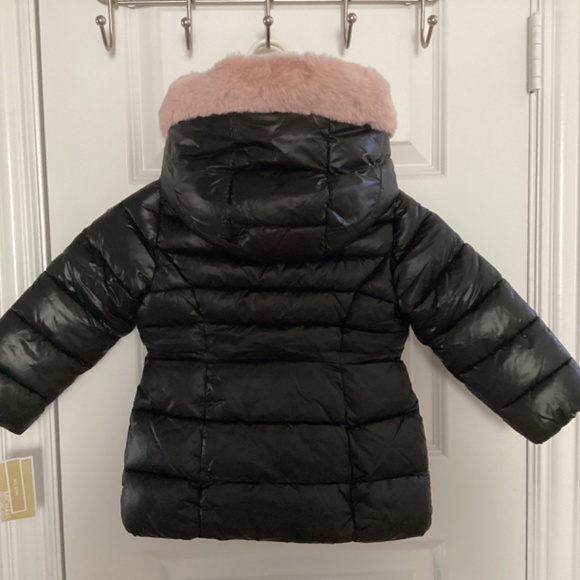 Michael Kors Toddler Girls Heavy Weight Coat, size 3T - Picture 7 of 15
